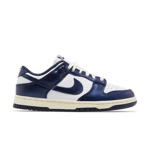 Women’s Nike Dunk Low Vintage Navy - 8.5